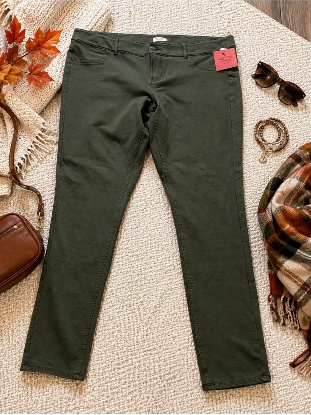 Mossimo Olive Green Skinny Jeans Women’s 17 Mid Rise Stretch NWT